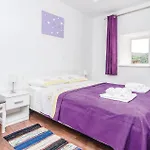 Three-bedroom In Holiday home