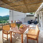 Holiday home Three-bedroom In
