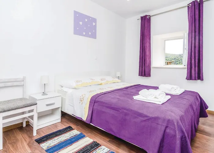 Three-bedroom In Ferienhaus