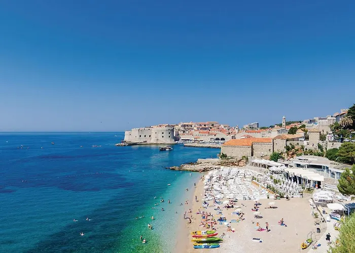 Three-bedroom In Ferienhaus Mrcevo