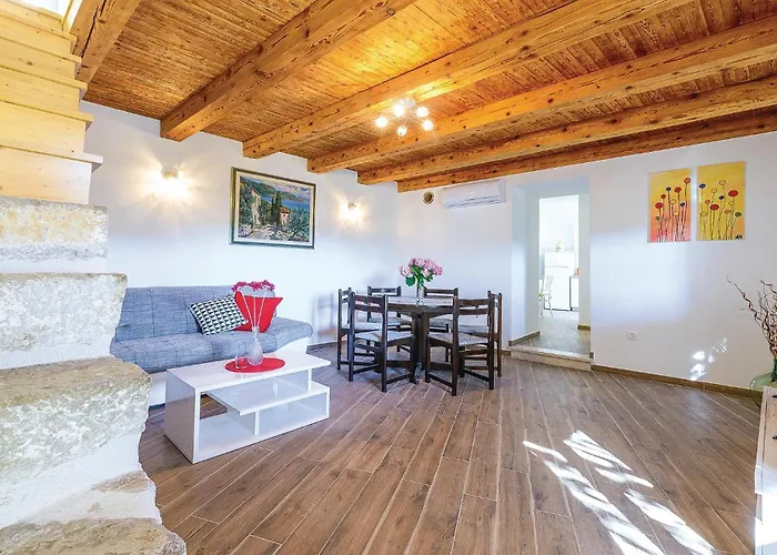 Ferienhaus Three-bedroom In